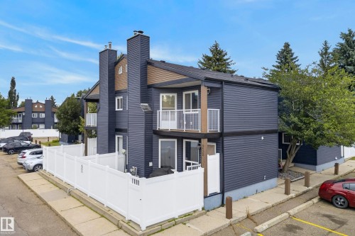 3522 42 Street Nw, Edmonton, AB - Outdoor