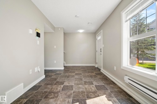 #82 2803 James Mowatt Trail Sw, Edmonton, AB - Indoor Photo Showing Other Room