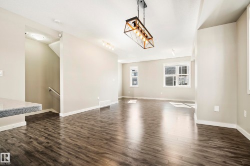 #82 2803 James Mowatt Trail Sw, Edmonton, AB - Indoor Photo Showing Other Room