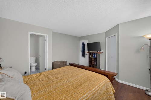2 Woodside Crescent, Spruce Grove, AB - Indoor Photo Showing Bedroom