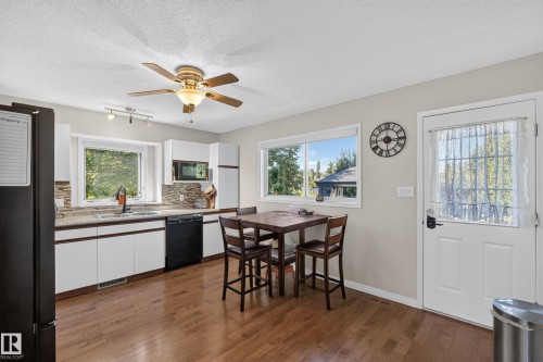 2 Woodside Crescent, Spruce Grove, AB - Indoor