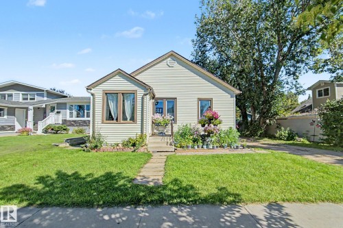 10112 102 Ave   Morinville, AB T8R 1A7