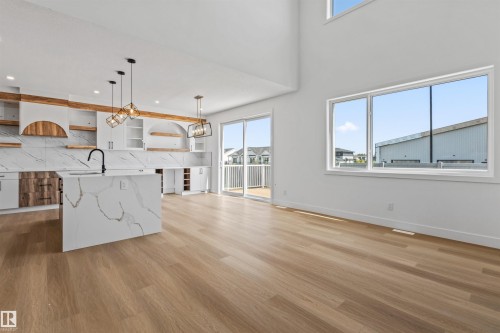 5 Mockingbird Crescent, Fort Saskatchewan, AB - Indoor Photo Showing Kitchen