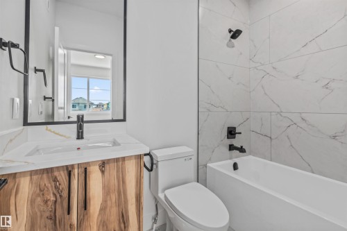 5 Mockingbird Crescent, Fort Saskatchewan, AB - Indoor Photo Showing Bathroom
