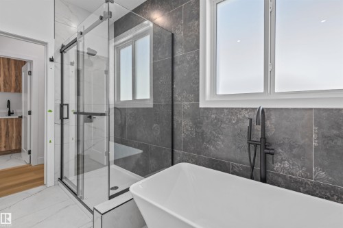5 Mockingbird Crescent, Fort Saskatchewan, AB - Indoor Photo Showing Bathroom