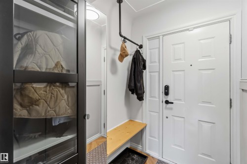11840 St Albert Trail Nw, Edmonton, AB - Indoor Photo Showing Other Room