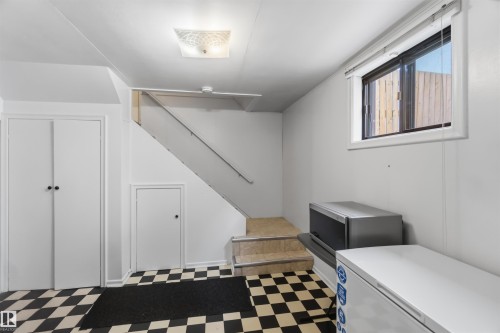 11840 St Albert Trail Nw, Edmonton, AB - Indoor Photo Showing Other Room