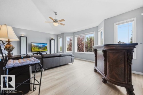 22 Bonin, Beaumont, AB - Indoor