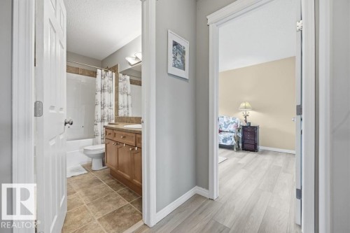22 Bonin, Beaumont, AB - Indoor Photo Showing Bathroom