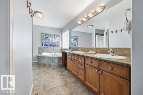 22 Bonin, Beaumont, AB - Indoor Photo Showing Bathroom