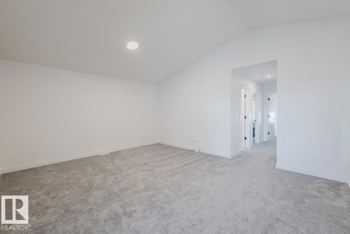 6411 27 Avenue Sw, Edmonton, AB - Indoor Photo Showing Other Room