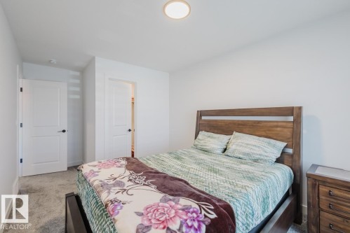 6411 27 Avenue Sw, Edmonton, AB - Indoor Photo Showing Bedroom