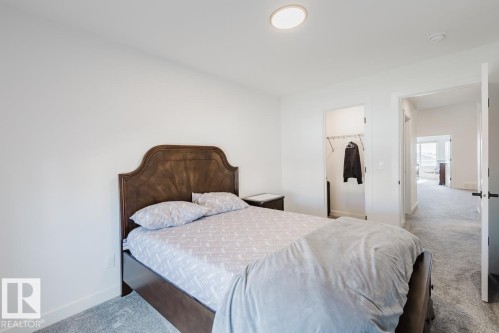 6411 27 Avenue Sw, Edmonton, AB - Indoor Photo Showing Bedroom