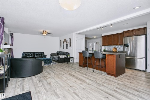 4120 50 Street, Gibbons, AB - Indoor Photo Showing Kitchen