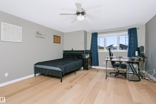 4120 50 Street, Gibbons, AB - Indoor Photo Showing Office