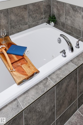 4120 50 Street, Gibbons, AB - Indoor Photo Showing Bathroom