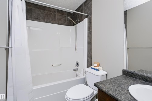 4120 50 Street, Gibbons, AB - Indoor Photo Showing Bathroom
