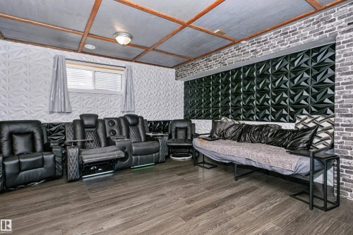 4120 50 Street, Gibbons, AB - Indoor