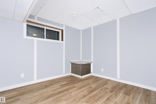 4120 50 Street, Gibbons, AB - Indoor Photo Showing Other Room