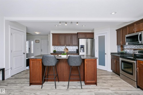 4120 50 Street, Gibbons, AB - Indoor Photo Showing Kitchen