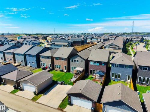 648 Orchards Boulevard Sw, Edmonton, AB - Outdoor