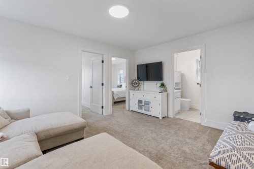 110 Edgefield Way, St. Albert, AB - Indoor