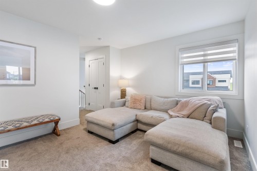 110 Edgefield Way, St. Albert, AB - Indoor