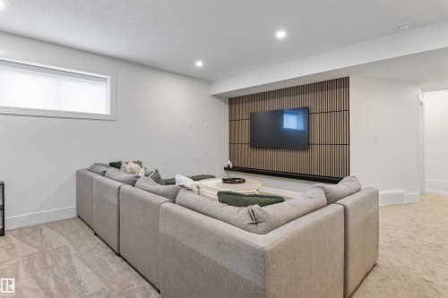 110 Edgefield Way, St. Albert, AB - Indoor