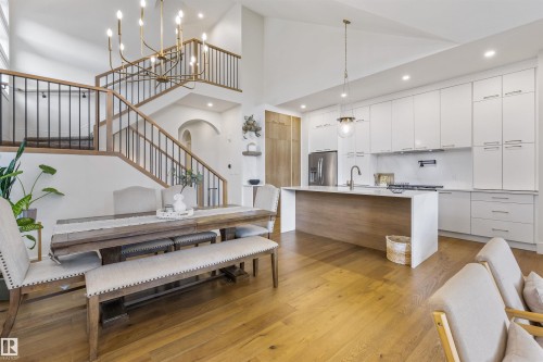 110 Edgefield Way, St. Albert, AB - Indoor Photo Showing Kitchen