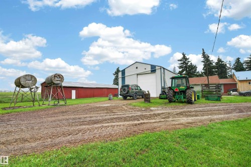 21419 Twp 542, Rural Strathcona County, AB - Outdoor