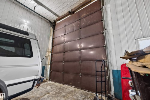 21419 Twp 542, Rural Strathcona County, AB - Indoor