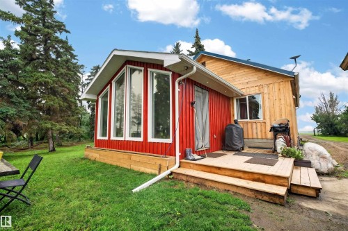 21419 Twp 542, Rural Strathcona County, AB - Outdoor