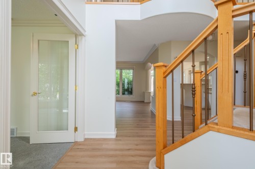 310 Livingstone Court Nw, Edmonton, AB - Indoor Photo Showing Other Room