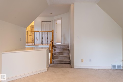 310 Livingstone Court Nw, Edmonton, AB - Indoor Photo Showing Other Room