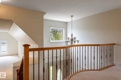 310 Livingstone Court Nw, Edmonton, AB - Indoor Photo Showing Other Room