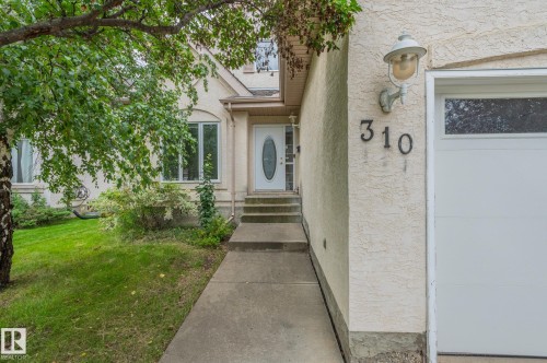 310 Livingstone Court Nw, Edmonton, AB - Outdoor