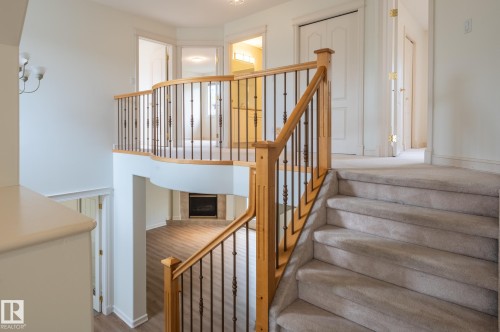 310 Livingstone Court Nw, Edmonton, AB - Indoor Photo Showing Other Room