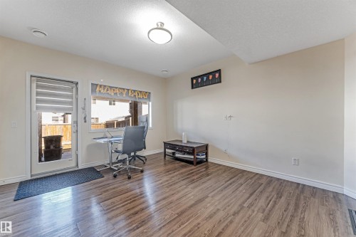 5156 2 Avenue Sw, Edmonton, AB - Indoor