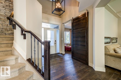 2047 90 Street Sw, Edmonton, AB - Indoor Photo Showing Other Room
