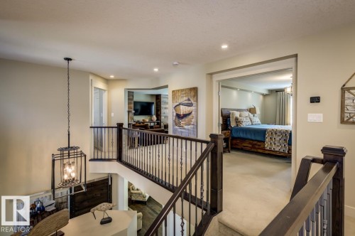2047 90 Street Sw, Edmonton, AB - Indoor