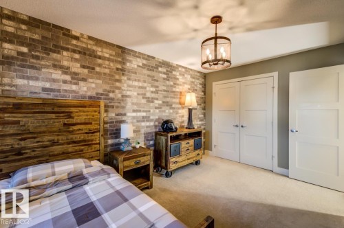 2047 90 Street Sw, Edmonton, AB - Indoor Photo Showing Bedroom