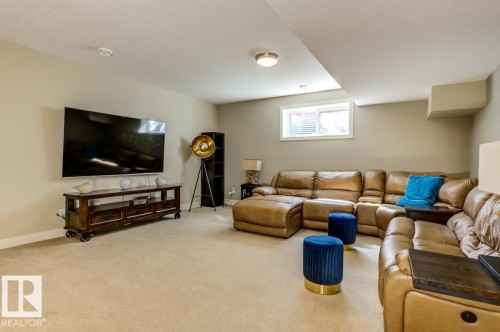 2047 90 Street Sw, Edmonton, AB - Indoor Photo Showing Living Room