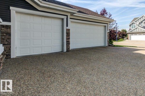 2047 90 Street Sw, Edmonton, AB - Outdoor