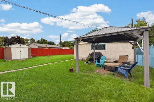 3824 114 Avenue Nw, Edmonton, AB - Outdoor
