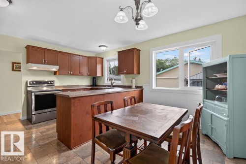 3824 114 Avenue Nw, Edmonton, AB - Indoor