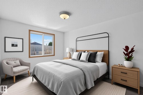 Recessed ceiling light fixture and wood-finish window trim - 23 Willowdale Place Nw, Edmonton, AB 