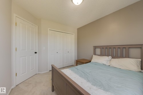 13086 162A Avenue Nw, Edmonton, AB - Indoor Photo Showing Bedroom