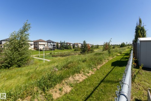 13086 162A Avenue Nw, Edmonton, AB - Outdoor