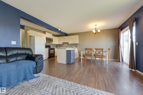 13086 162A Avenue Nw, Edmonton, AB - Indoor