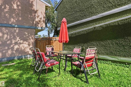 8423 Mill Woods Road Nw, Edmonton, AB - Outdoor